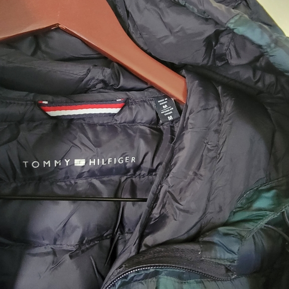 Jaket - Picture 3 of 3